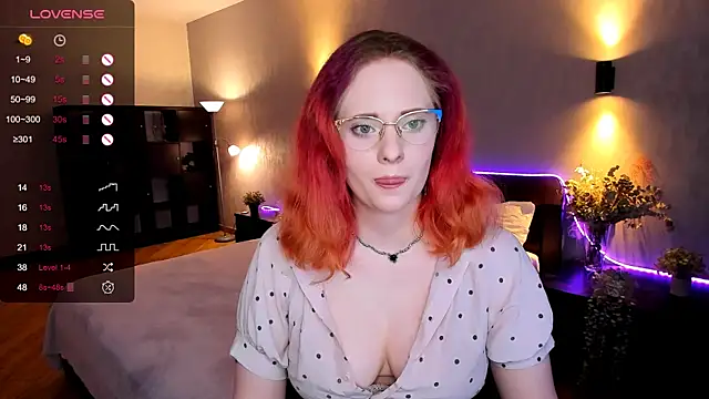 Snapshot of Aemilia_ chatting on 12/11/24, 07:20 Aemilia online show from 12/11/24, 07:20
