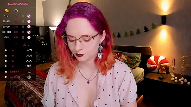 Snapshot of Aemilia_ chatting on 12/29/24, 02:27 Aemilia online show from 12/29/24, 02:27