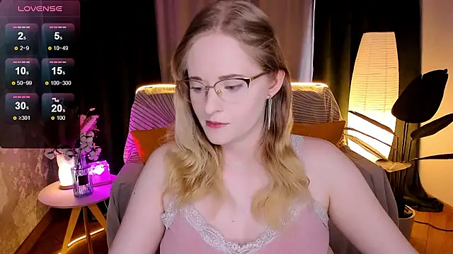 Aemilia  online show from 02/03/26, 08:30