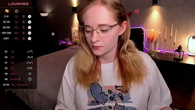 Snapshot of Aemilia_ chatting on 06/07/26, 08:29 Aemilia online show from 06/07/26, 08:29