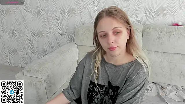 Alice Halle online show from 07/23/26, 03:26