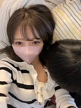 yuki-chi online show from 11/29/25, 01:47