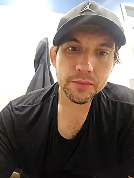 Snapshot of notsure353 chatting on 09/19/25, 12:56 notsure353 online show from 09/19/25, 12:56