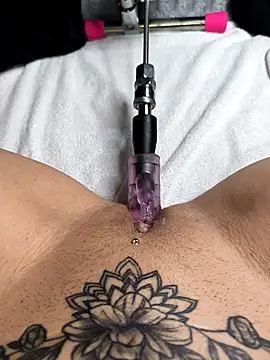 Snapshot of Linalicious chatting on 01/14/26, 08:09 Linalicious online show from 01/14/26, 08:09