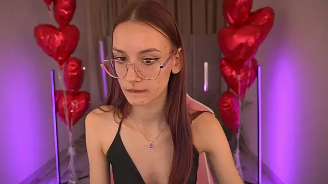 CozyMell online show from 02/25/25, 02:00