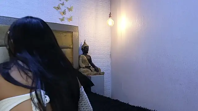 ximenawilliamss online show from 10/02/25, 11:06