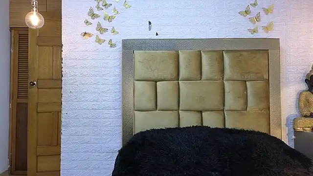 ximenawilliamss online show from 04/21/26, 08:01