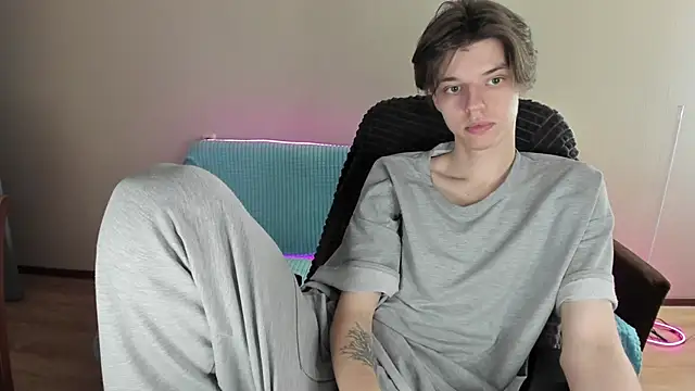 Liam sexy1 online show from 02/06/25, 02:04