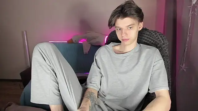 Liam sexy1 online show from 03/21/25, 07:24