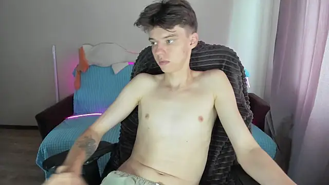 Liam sexy1 online show from 09/13/25, 07:41