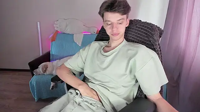 Liam sexy1 online show from 09/26/25, 08:40