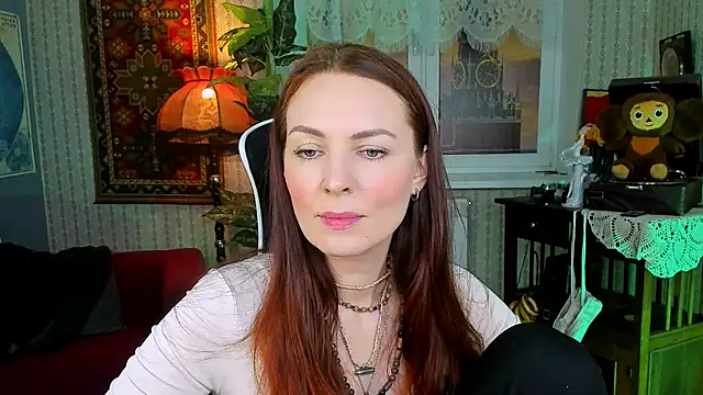 Snapshot of VandaRossi chatting on 01/09/25, 02:18 VandaRossi online show from 01/09/25, 02:18