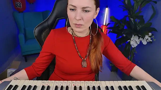 Snapshot of VandaRossi chatting on 01/14/25, 11:10 VandaRossi online show from 01/14/25, 11:10