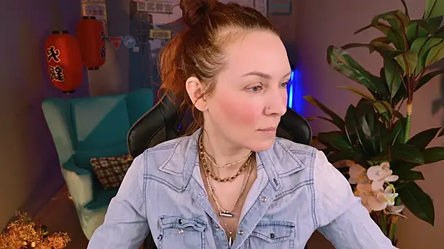 Snapshot of VandaRossi chatting on 01/22/25, 05:05 VandaRossi online show from 01/22/25, 05:05