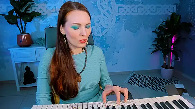 Snapshot of VandaRossi chatting on 01/29/25, 02:21 VandaRossi online show from 01/29/25, 02:21