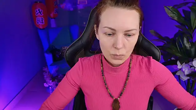 Snapshot of VandaRossi chatting on 02/02/25, 09:08 VandaRossi online show from 02/02/25, 09:08