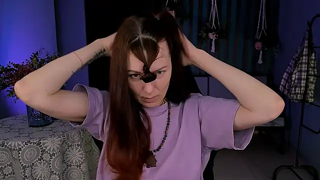 Snapshot of VandaRossi chatting on 02/14/25, 05:09 VandaRossi online show from 02/14/25, 05:09