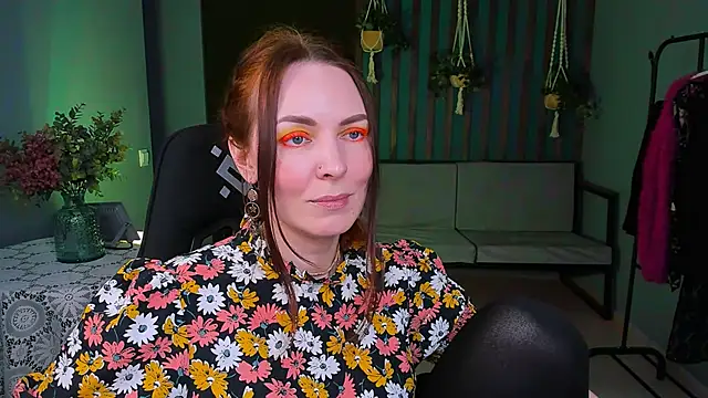 Snapshot of VandaRossi chatting on 02/20/25, 03:30 VandaRossi online show from 02/20/25, 03:30