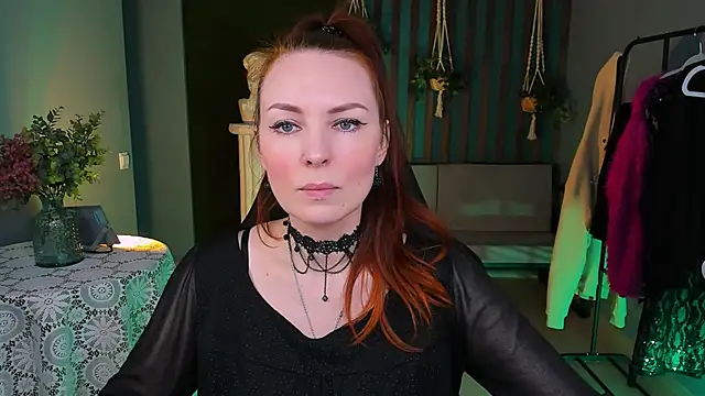 Snapshot of VandaRossi chatting on 02/22/25, 02:19 VandaRossi online show from 02/22/25, 02:19