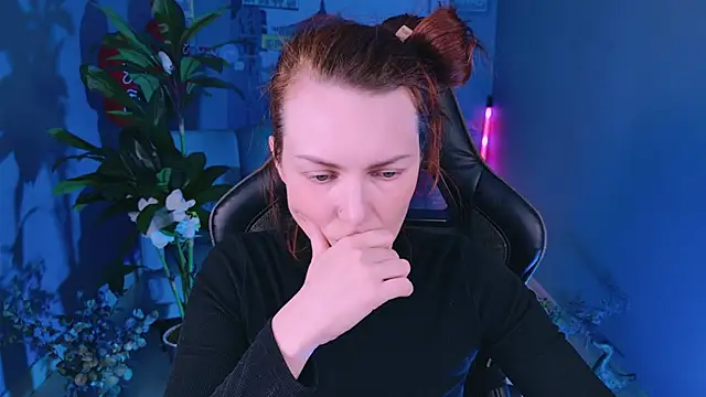 Snapshot of VandaRossi chatting on 03/01/25, 02:13 VandaRossi online show from 03/01/25, 02:13