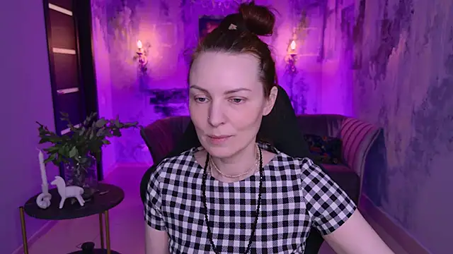 Snapshot of VandaRossi chatting on 03/02/25, 05:12 VandaRossi online show from 03/02/25, 05:12