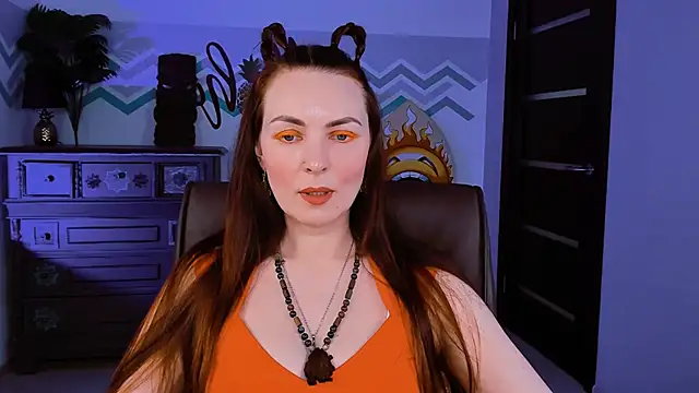 Snapshot of VandaRossi chatting on 03/13/25, 12:35 VandaRossi online show from 03/13/25, 12:35