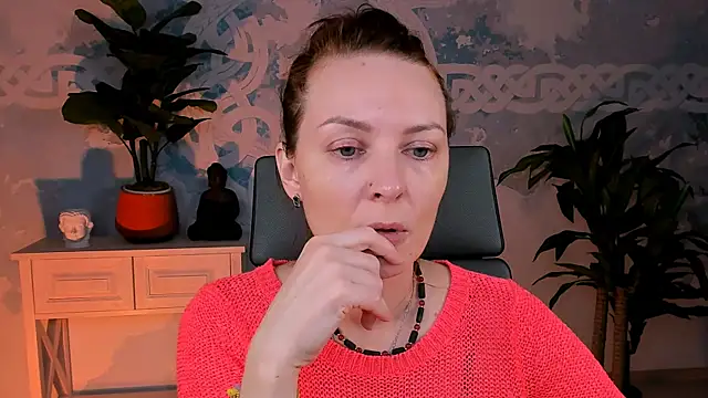 Snapshot of VandaRossi chatting on 09/09/25, 05:07 VandaRossi online show from 09/09/25, 05:07