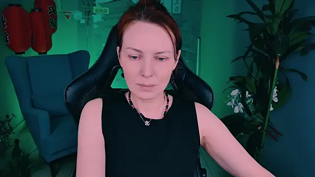 Snapshot of VandaRossi chatting on 09/29/25, 09:03 VandaRossi online show from 09/29/25, 09:03