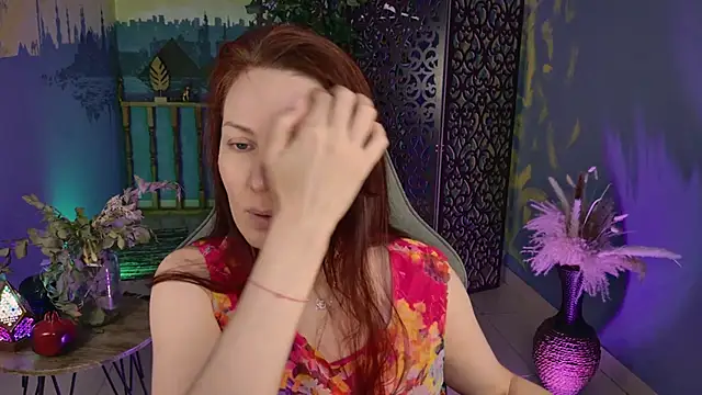 Snapshot of VandaRossi chatting on 10/10/25, 05:50 VandaRossi online show from 10/10/25, 05:50