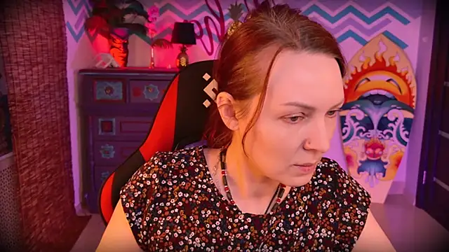 Snapshot of VandaRossi chatting on 11/04/25, 09:52 VandaRossi online show from 11/04/25, 09:52