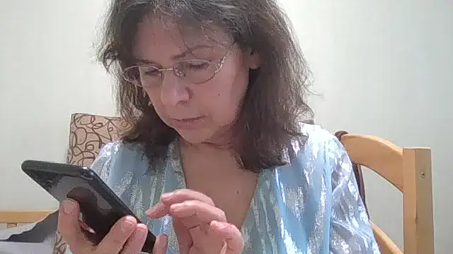 Snapshot of HollyJewel chatting on 02/27/26, 12:49 HollyJewel online show from 02/27/26, 12:49