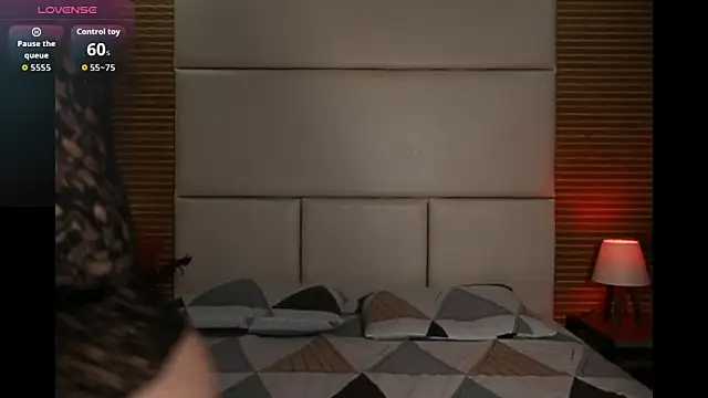 Snapshot of AliceBellamy chatting on 03/24/26, 02:27 AliceBellamy online show from 03/24/26, 02:27