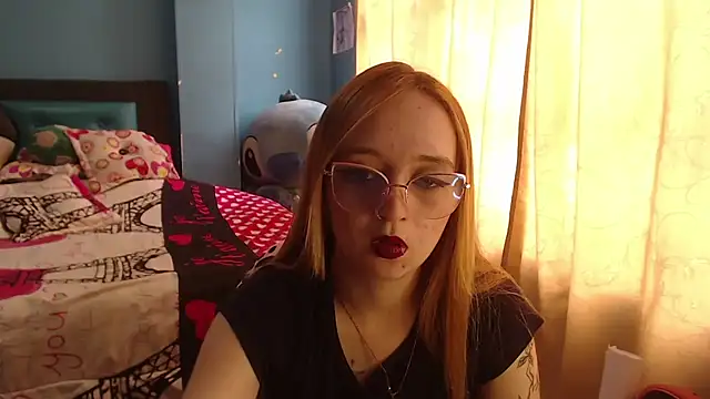 Snapshot of Liaroberts1 chatting on 02/12/25, 03:16 Liaroberts1 online show from 02/12/25, 03:16