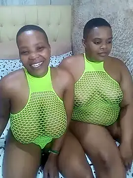 Snapshot of Xxxsluts chatting on 01/04/25, 08:48 Xxxsluts online show from 01/04/25, 08:48