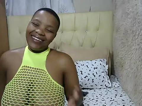 Snapshot of Xxxsluts chatting on 01/05/25, 12:20 Xxxsluts online show from 01/05/25, 12:20