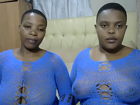 Snapshot of Xxxsluts chatting on 01/06/25, 11:20 Xxxsluts online show from 01/06/25, 11:20