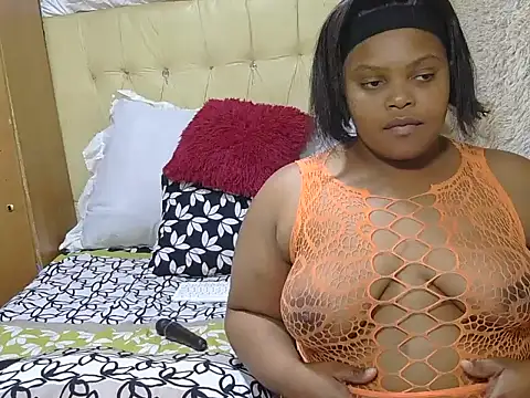 Snapshot of Xxxsluts chatting on 09/26/25, 07:56 Xxxsluts online show from 09/26/25, 07:56