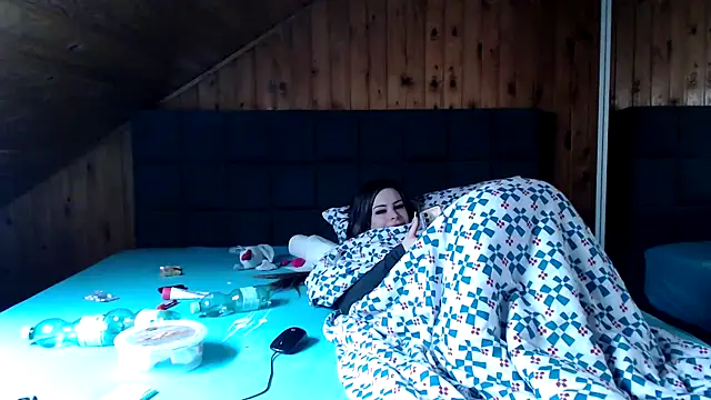 BoeseMoni1998 online show from 03/12/25, 11:09