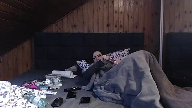 BoeseMoni1998 online show from 03/22/25, 04:04