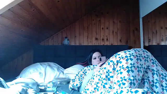 BoeseMoni1998 online show from 09/25/25, 11:03