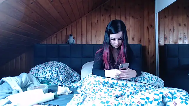 BoeseMoni1998 online show from 10/09/25, 11:08