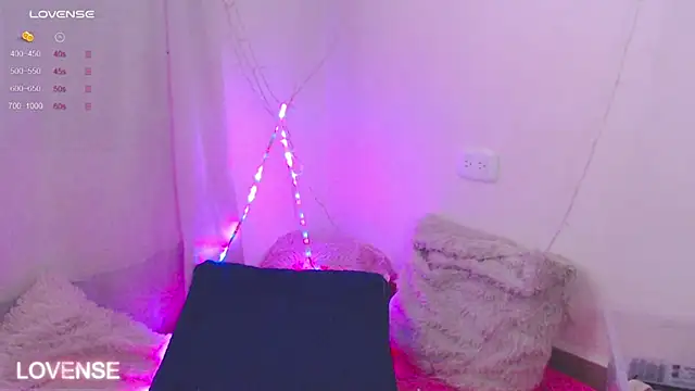 PamelaDoouce online show from 02/14/25, 12:03