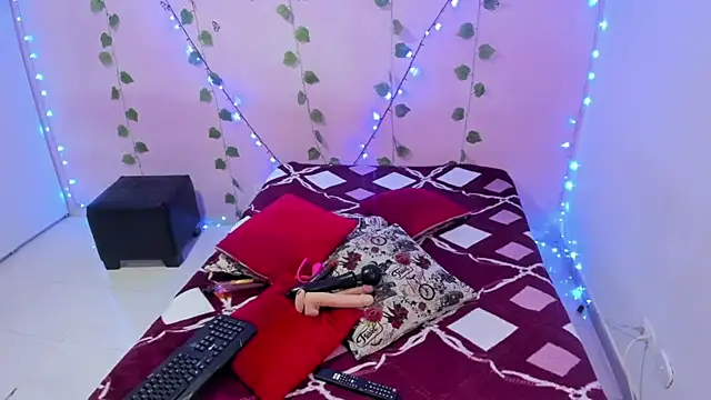 ambersmitx online show from 12/04/24, 01:53