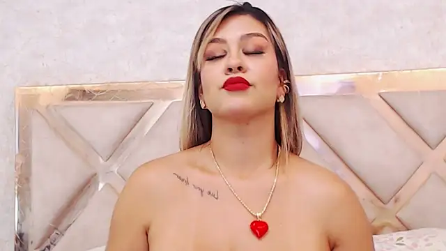 JoannaStanford online show from 03/11/25, 02:43