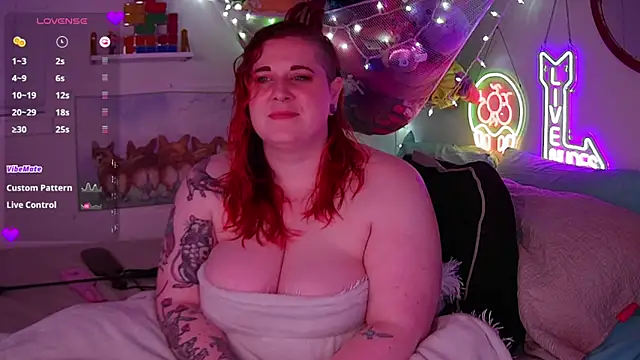 opalreigning online show from 11/10/25, 11:20