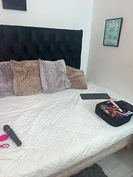 AriannaTorres online show from 01/13/26, 12:43