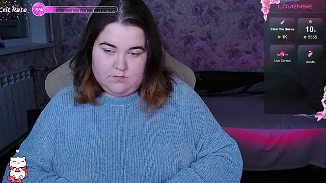 Estelle Hicks online show from 10/09/25, 06:17