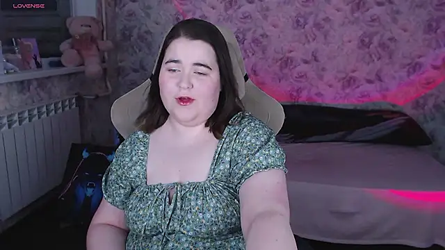 Estelle Hicks online show from 03/20/26, 06:46