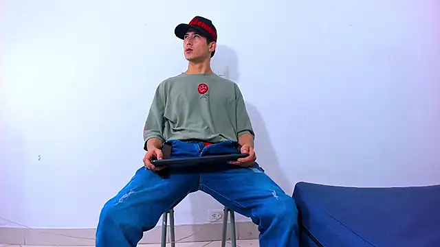 Jhonn Rhyss online show from 02/12/25, 03:18