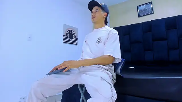 Jhonn Rhyss online show from 09/18/25, 03:19